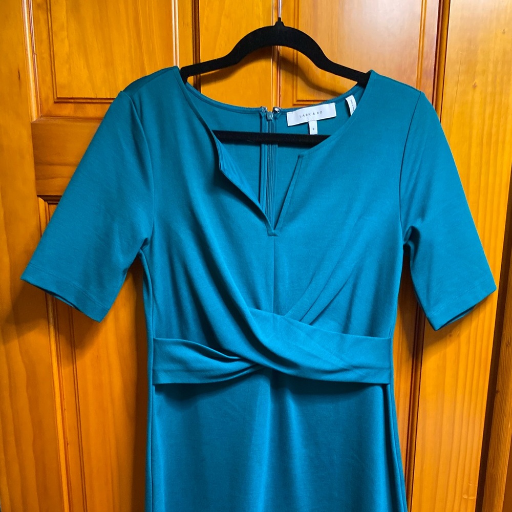 Lark & Ro Women's Half Sleeve Twist Front A-Line Ponte Dress 8 - Picture 5 of 12